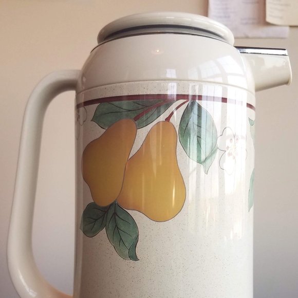 Mikasa "Fruit Panorama" Thermos with Lid - Picture 2 of 7
